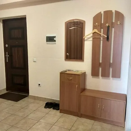 Apartment Domovik On Beregovskaya 3 *