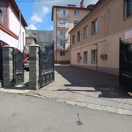 Domovik On Beregovskaya 3 Mukatschewo