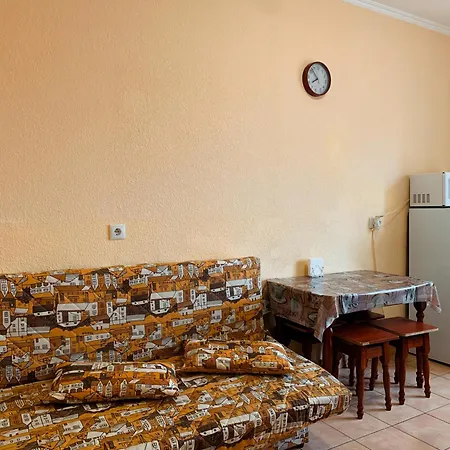 Apartman Domovik On Beregovskaya 3