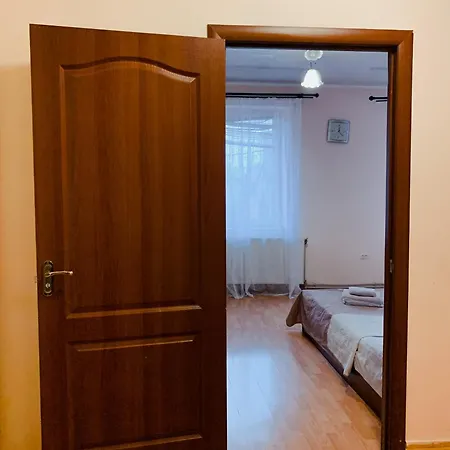 Domovik On Beregovskaya 3 Mukačevo